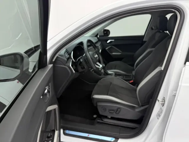 Audi Q3 — Фото автомобиля 19