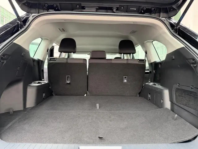 Toyota Highlander — Фото автомобиля 13