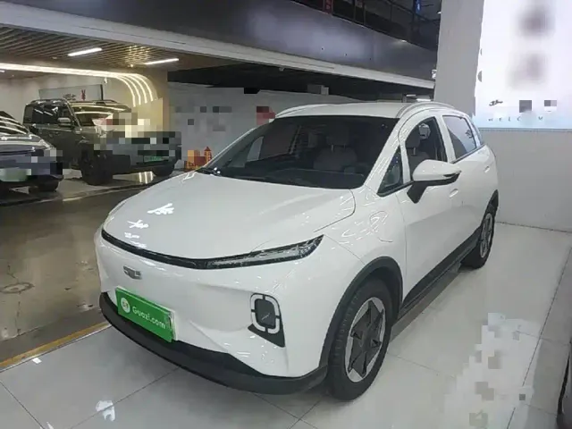 Фотография автомобиля — Geely Geometry E Firefly