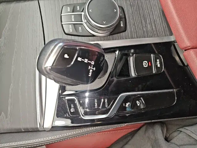 BMW 5 Series — Фото автомобиля 13