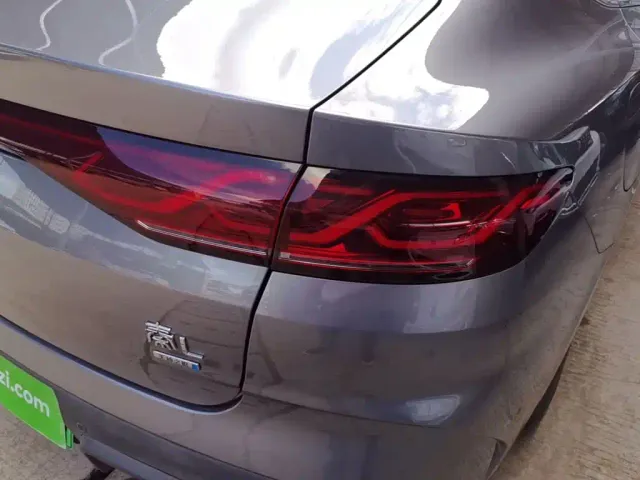 BYD Qin L — Фото автомобиля 7