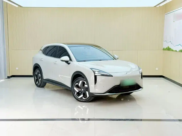 Baojun Yunhai — Фото автомобиля 21