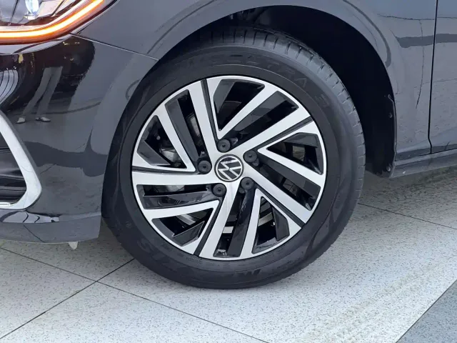 Volkswagen Lavida — Фото автомобиля 22