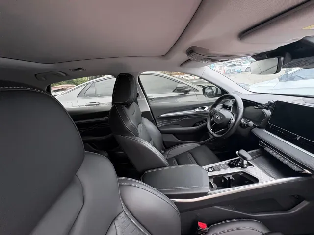 Geely Xingrui — Фото автомобиля 15