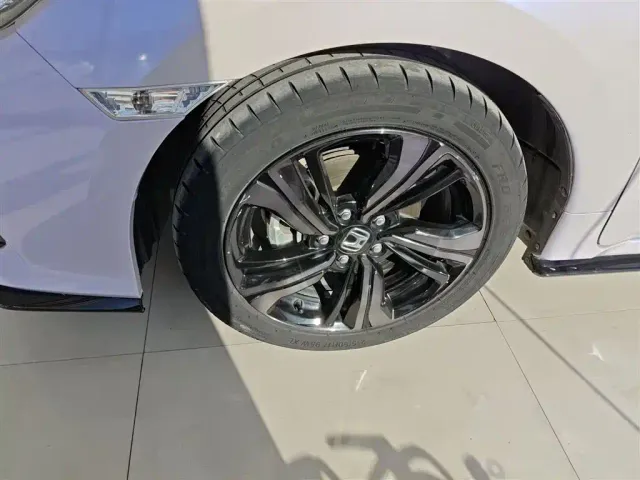 Honda Civic — Фото автомобиля 22