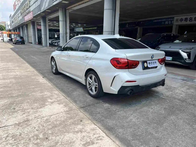 BMW 1 Series — Фото автомобиля 2