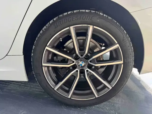 BMW 3 Series — Фото автомобиля 28