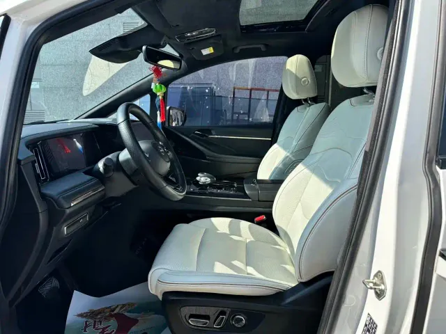 GAC Trumpchi M8 — Фото автомобиля 8
