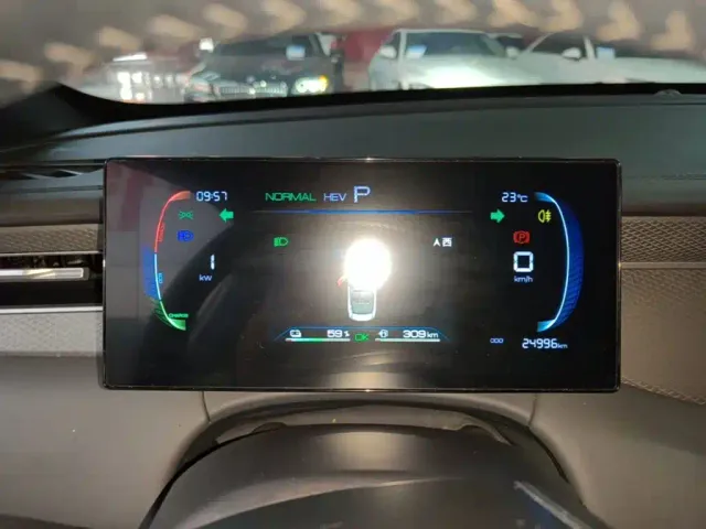 BYD Qin PLUS — Фото автомобиля 11
