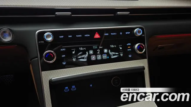 Genesis GV80 — Фото автомобиля 27