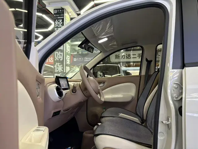 Wuling Hongguang Mini EV — Фото автомобиля 6