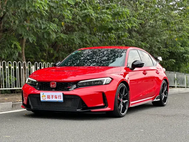 Honda Civic — Фото автомобиля 3
