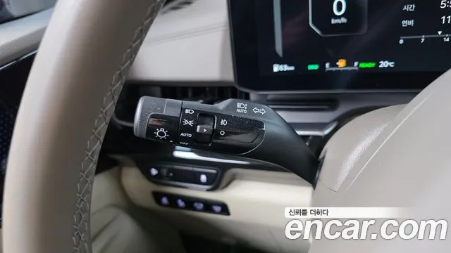 Kia Carnival 4th Gen — Фото автомобиля 28