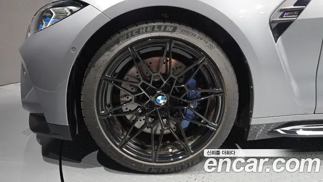 BMW M4 — Фото автомобиля 4