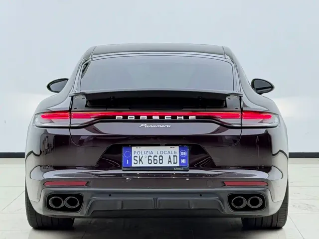 Porsche Panamera — Фото автомобиля 8