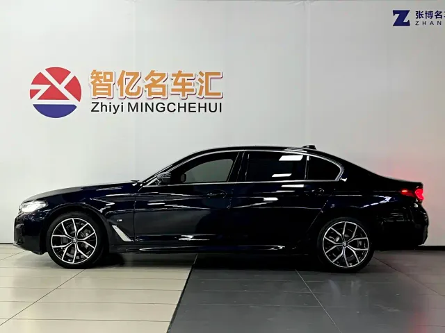 BMW 5 Series — Фото автомобиля 4