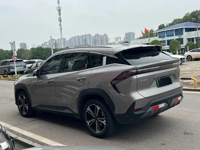Geely Galaxy L7 — Фото автомобиля 7