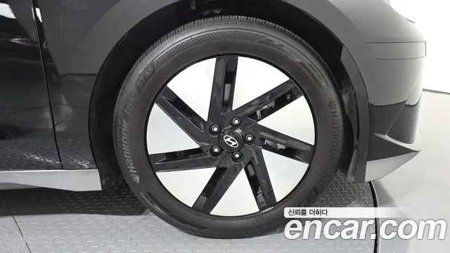 Hyundai Ioniq6 Long Range AWD — Фото автомобиля 19