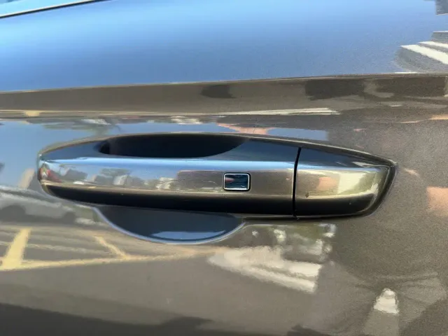Geely Emgrand — Фото автомобиля 19