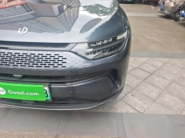 Leapmotor C11 — Фото автомобиля 23