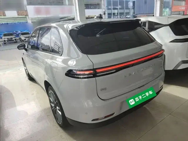 Leapmotor C10 — Фото автомобиля 4
