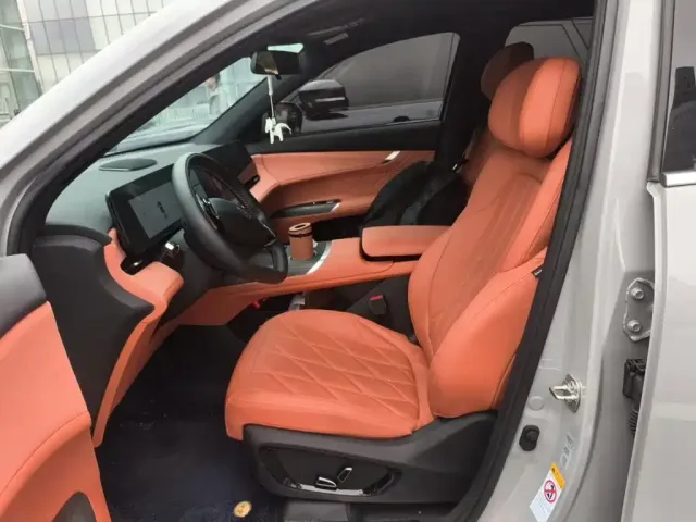 Changan Changan CS75 PLUS 2025 4th Gen 1.5T New Blue Whale Smart Flagship — Фото автомобиля 11