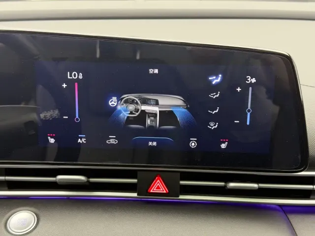 Hyundai Elantra — Фото автомобиля 16