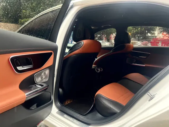 Mercedes-Benz C-Class — Фото автомобиля 8