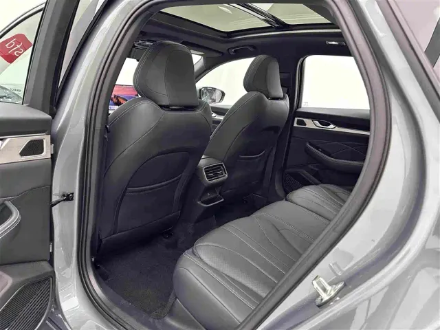 Geely Xingrui — Фото автомобиля 21