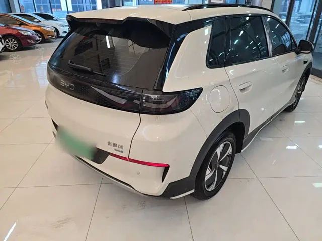 BYD Sealion 05 EV — Фото автомобиля 6