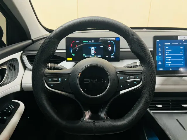 BYD Seal 05 DM-i — Фото автомобиля 14