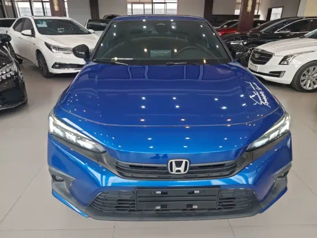 Honda Civic — Фото автомобиля 2