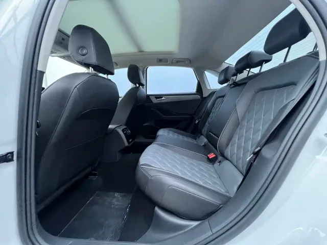 Volkswagen Sagitar — Фото автомобиля 6