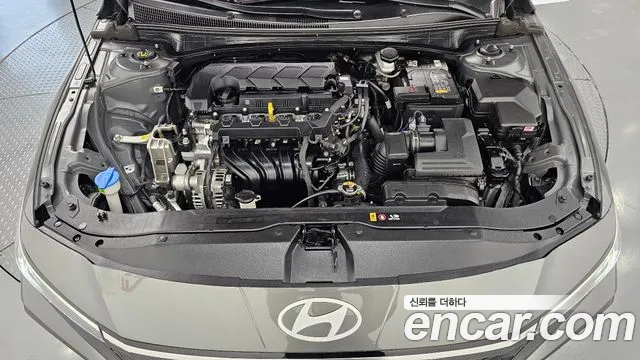 Hyundai Avante CN7 — Фото автомобиля 9
