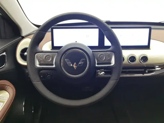 Wuling Bingo — Фото автомобиля 11