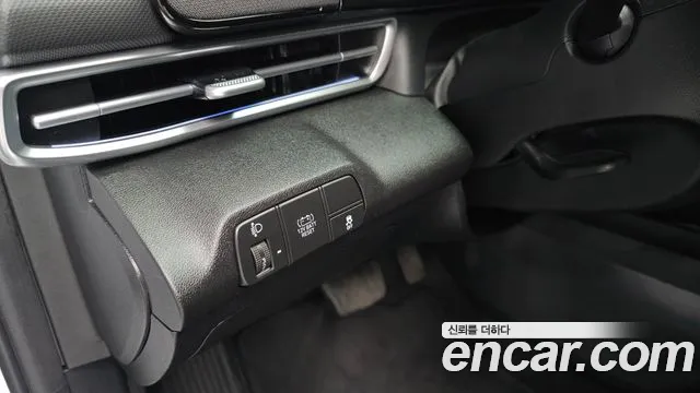 Hyundai AVANTE Smart — Фото автомобиля 18