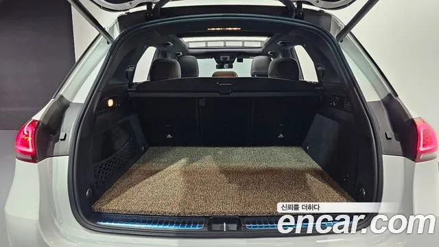 Mercedes-Benz GLE-Class — Фото автомобиля 17