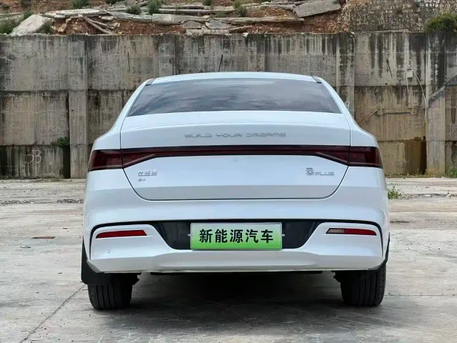 BYD Qin PLUS — Фото автомобиля 9