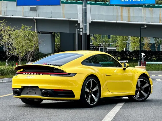 Porsche 911 — Фото автомобиля 8