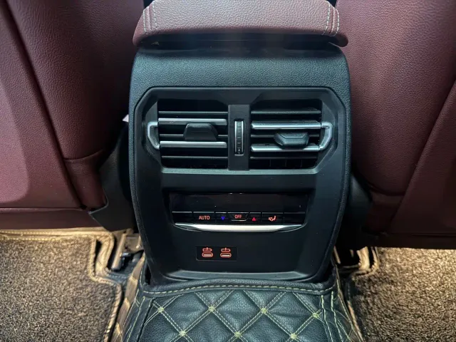 BMW 3 Series — Фото автомобиля 17