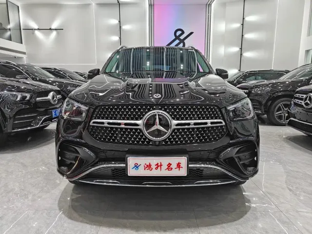 Mercedes-Benz GLE-Class — Фото автомобиля 2