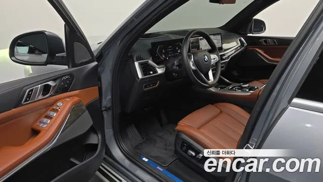 BMW X7 G07 — Фото автомобиля 10