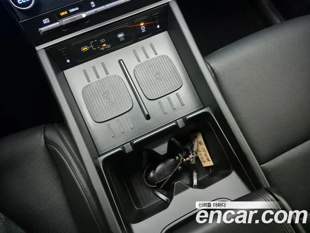 Hyundai Santa Fe MX5 — Фото автомобиля 12
