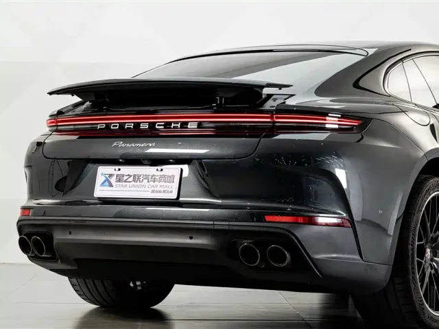 Porsche Panamera — Фото автомобиля 7