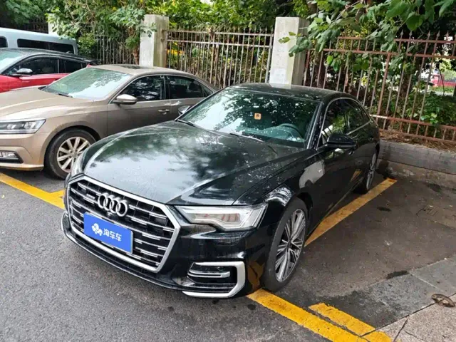 Фотография автомобиля — Audi A6L