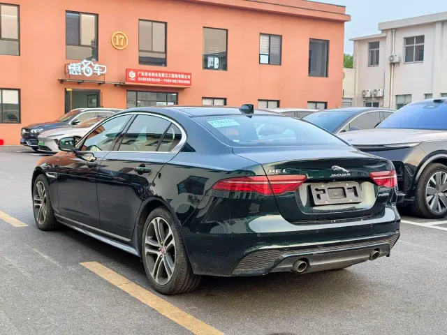 Jaguar XEL — Фото автомобиля 7