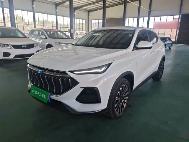 Фотография автомобиля — Changan Oushang X5