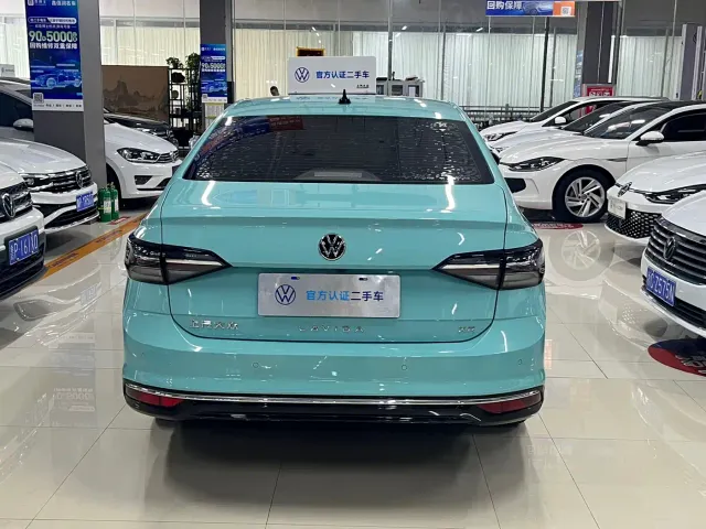 Volkswagen Lavida — Фото автомобиля 5