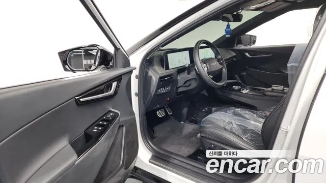 Kia EV6 — Фото автомобиля 10