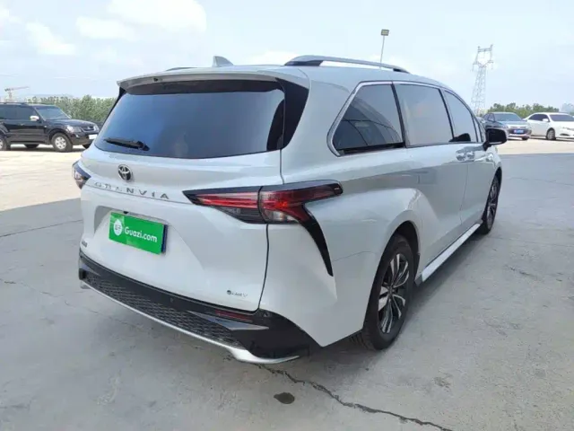 Toyota Granvia — Фото автомобиля 6